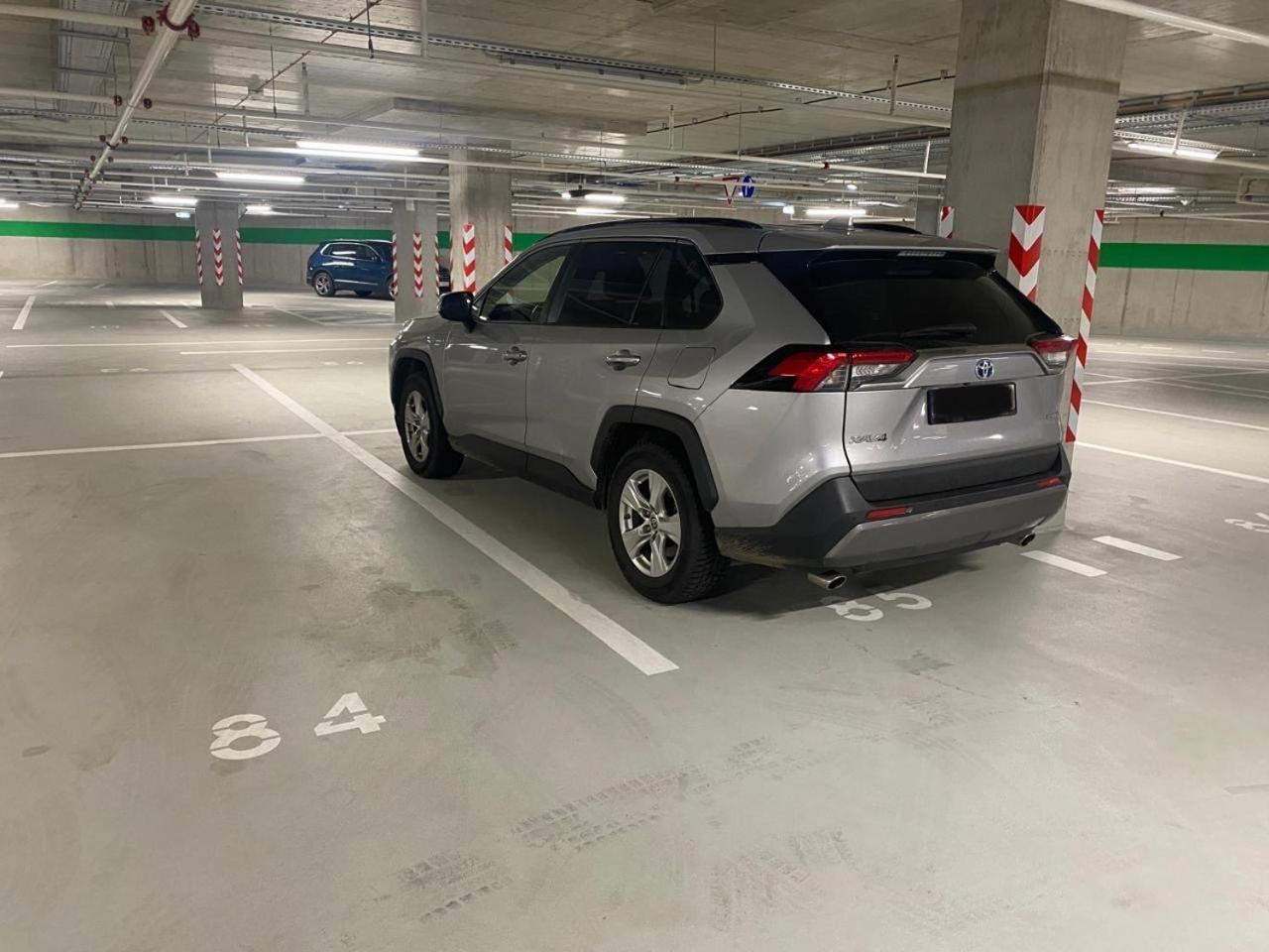 Nikas Eurovea Apartments - Free Parking Bratislava Exteriör bild